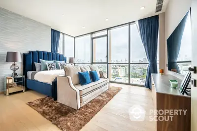  2 Bedrooms Condo at The Monument Thonglo-9