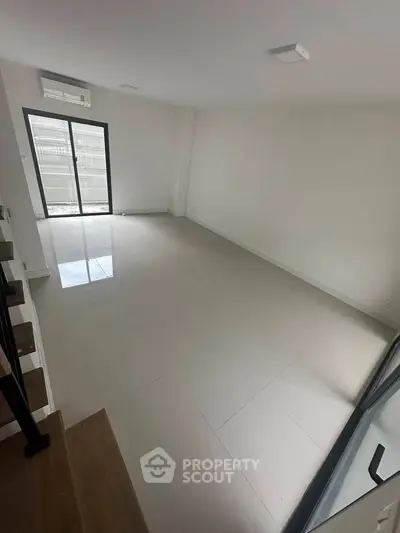 image_rental-31652749