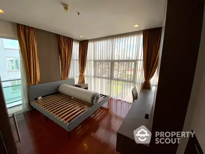  2 Bedrooms Condo -8