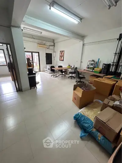 image_rental-27577198