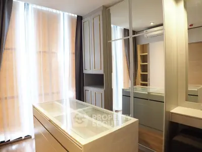  1 Bedroom Condo at Park Origin Phrom Phong-5