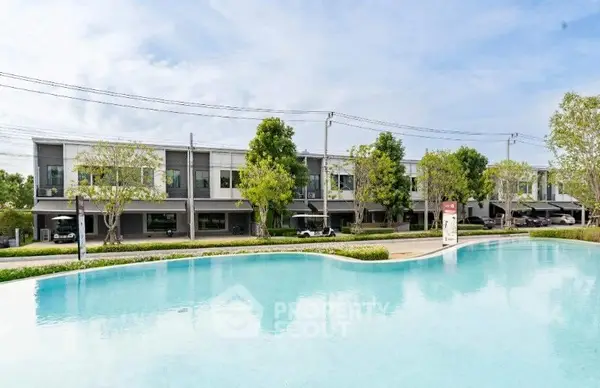 image_rental-31204401