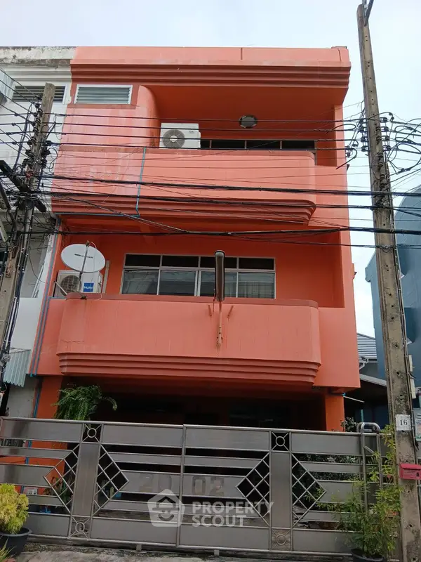 image_rental-13786243