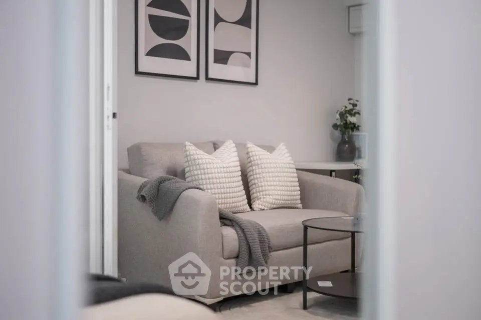 Cozy living room with modern decor and comfortable seating