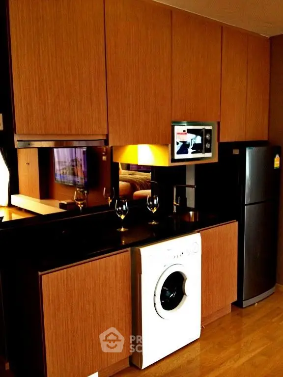 image_rental-5309926