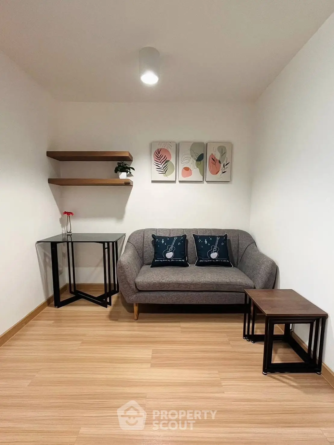 Cozy living room with modern decor and wooden flooring