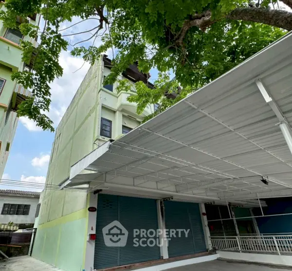 image_rental-31424385