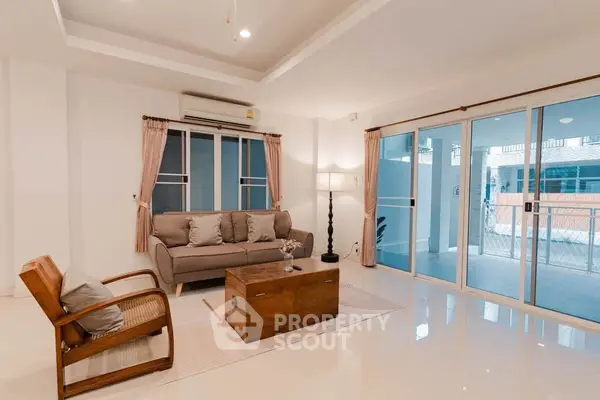 image_rental-28123579