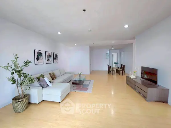 image_rental-30047312