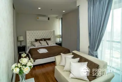  3 Bedrooms Condo at M Phyathai-2