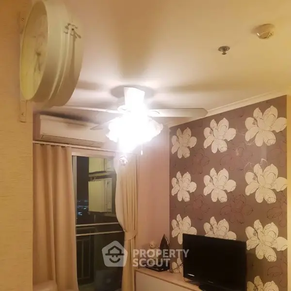 image_rental-8338390