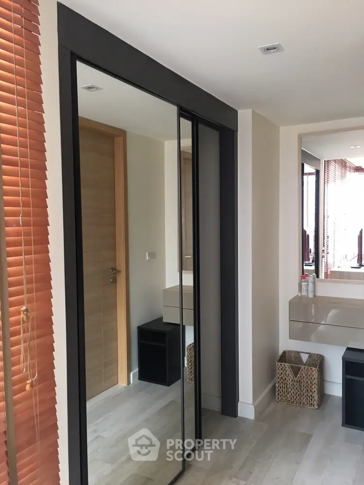  2 Bedrooms Condo at Socio Reference 61-1