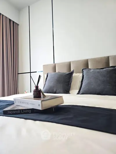 Stylish modern bedroom with elegant decor and cozy ambiance