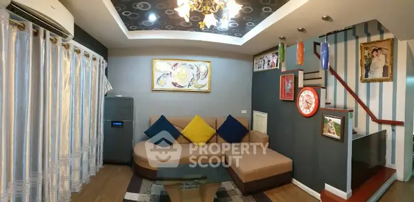 image_rental-6026355