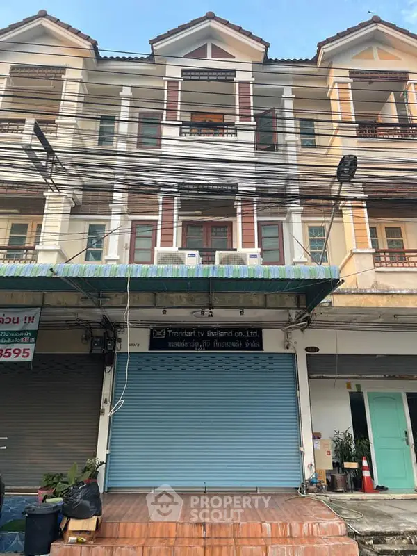 image_rental-7776306