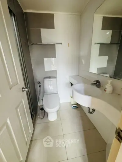 Modern bathroom with sleek design and contemporary fixtures