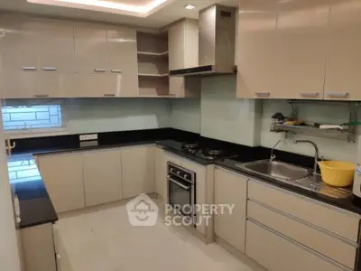  2 Bedrooms Condo at Premier Condominium-5