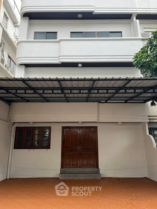 image_rental-14668645