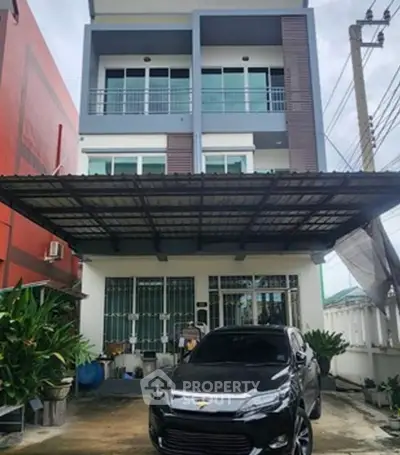 image_rental-28563146