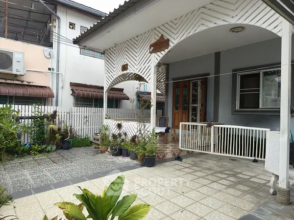 image_rental-28197065