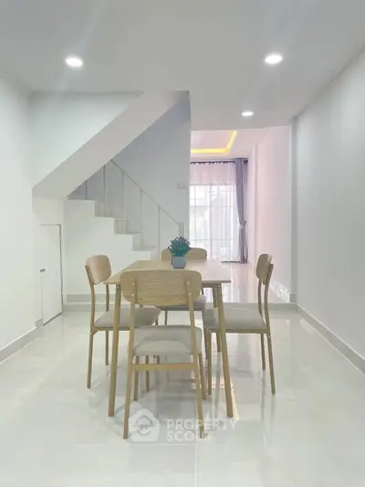 image_rental-27010019