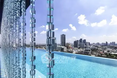  2 Bedrooms Condo at Life Sukhumvit-5