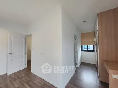 image_rental-28671543