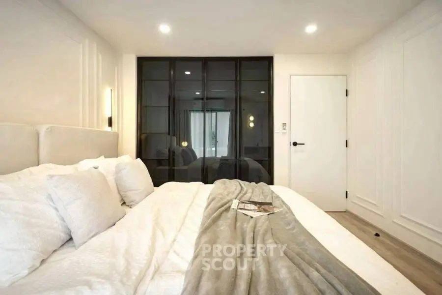 Luxurious bedroom with modern design and cozy ambiance