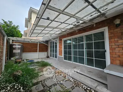 image_rental-28874157