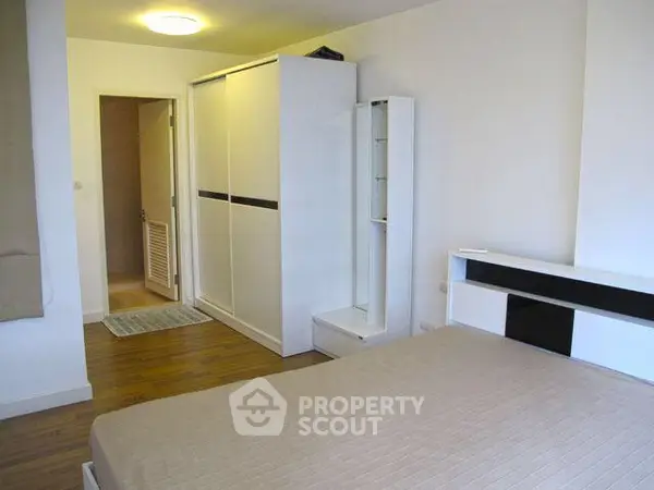 image_rental-5307589