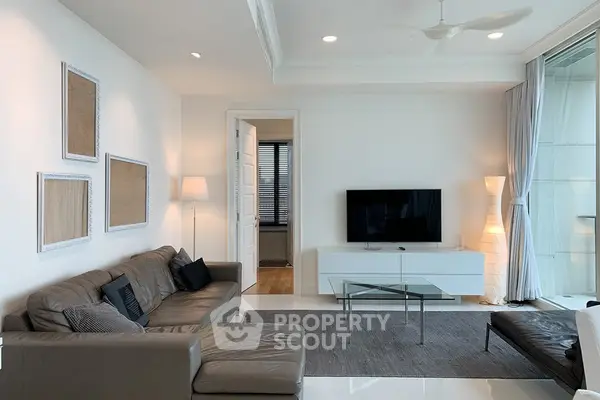 image_rental-5284206