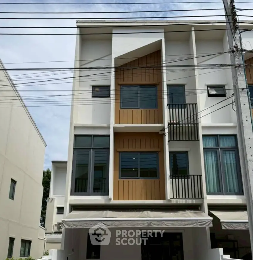 Screenshot 2026-04-16 163903.png