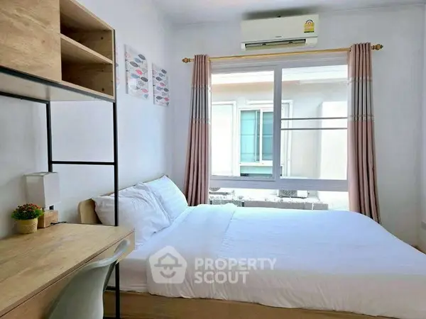 image_rental-30049711