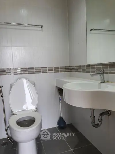 Modern bathroom with sleek fixtures and contemporary design
