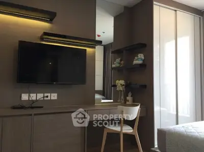 Fully Furnished 1 Bedroom Condo at Ideo Q Chula Samyan-5