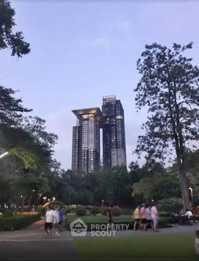  2 Bedrooms Condo -3