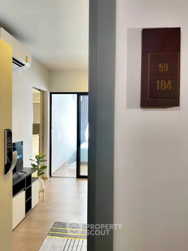 image_rental-30081092