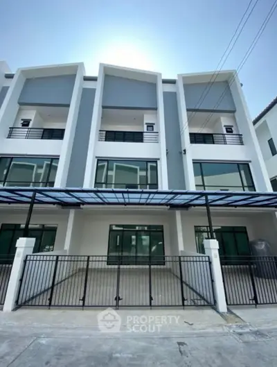 image_rental-28188392