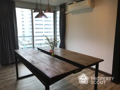  2 Bedrooms Condo at Sathorn House Condominium-3