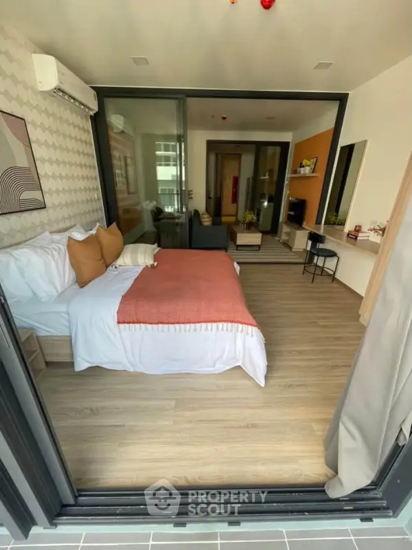 image_rental-28071980