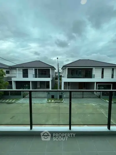 image_rental-29340489