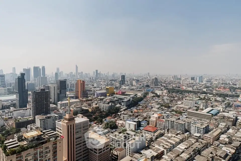 Stunning cityscape view showcasing a vibrant urban skyline with diverse architecture.