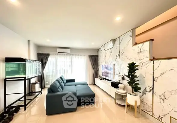 image_rental-31603318