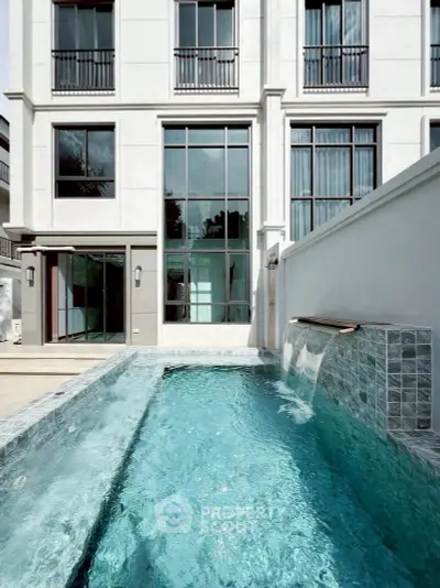 image_rental-29268292