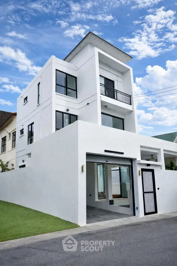 image_rental-31648474