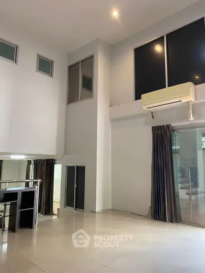 image_rental-27963221