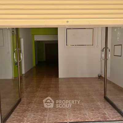 image_rental-31310185