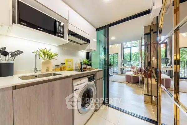 image_rental-13295176