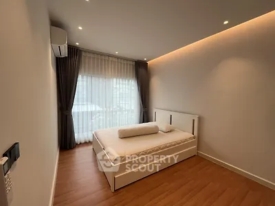 image_rental-30740073