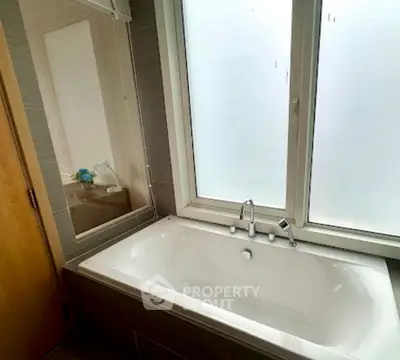 Screenshot 2569-03-16 at 21.38.08.jpg